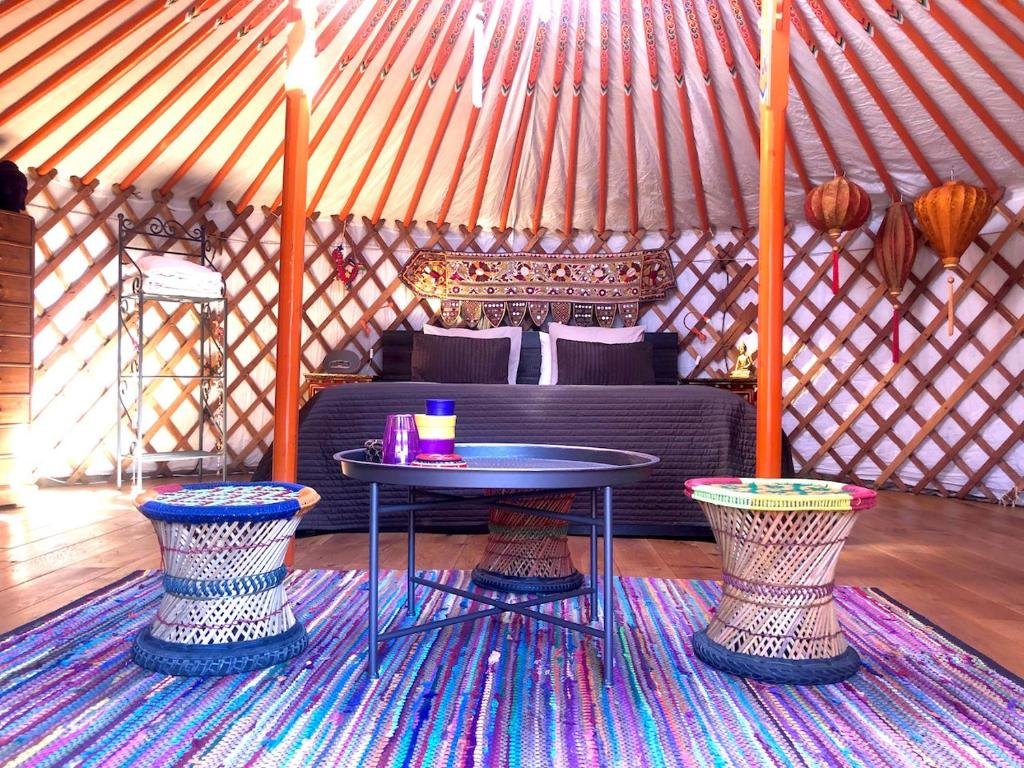 Glamping Valle del Oro (Villanueva de Algaidas, Málaga)