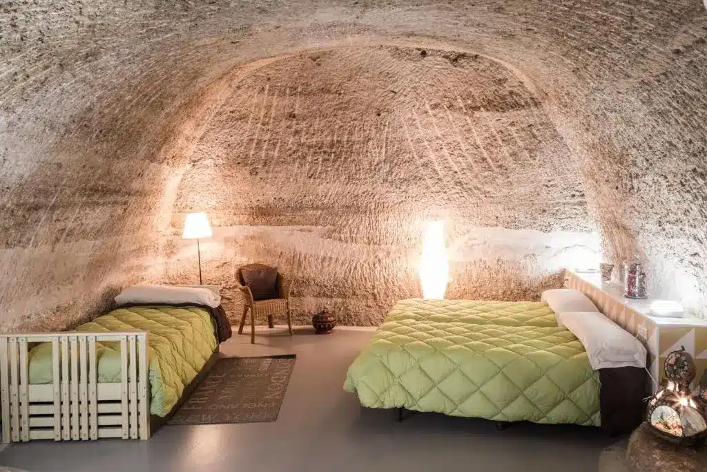 Hoteles y Casas cueva